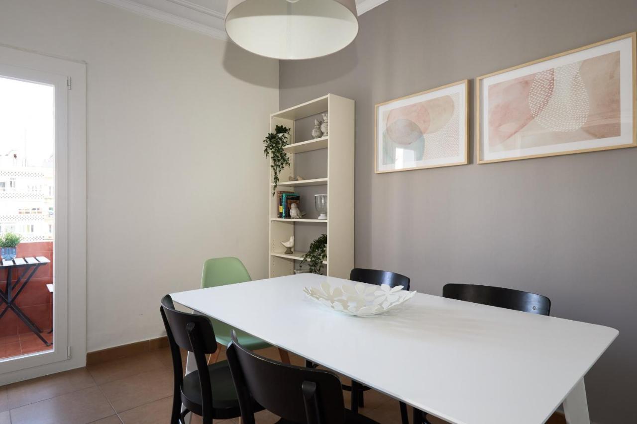 Apartamento Casa Cosi - Casanova 7 Barcelona Exterior foto